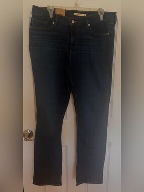 Levi’s Classic Straight Jeans W32 L32 Dark Wash NWT